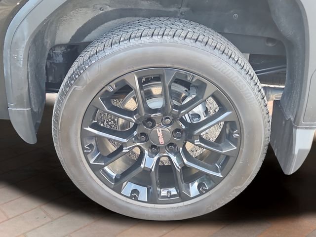 Used 2024 Onyx Black GMC Denali image 31