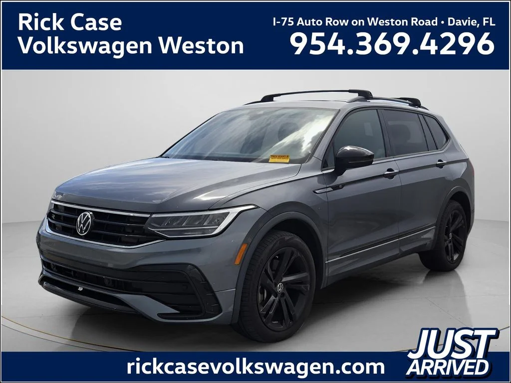 Used 2023 Gray Volkswagen 2.0T SE R-Line Black image 1