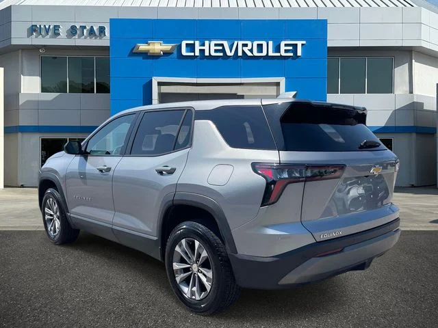 Used 2025 Gray Chevrolet LT image 4