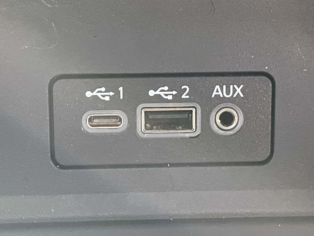 Used 2025 Blue Nissan SV image 28