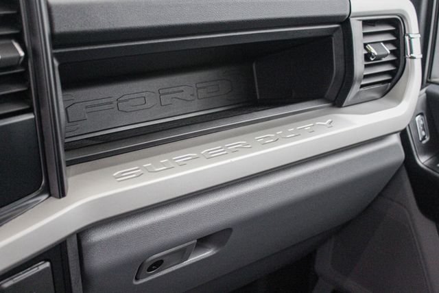 New 2026 Oxford White Ford F-250® XL image 27