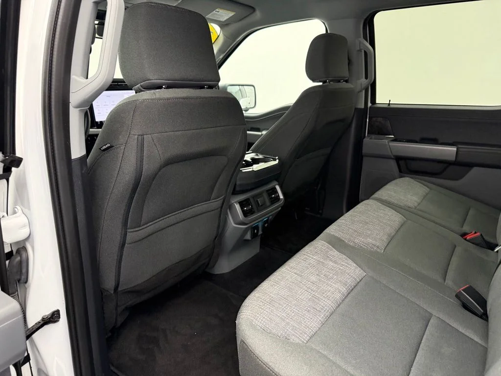 Used 2023 White Ford XLT image 36