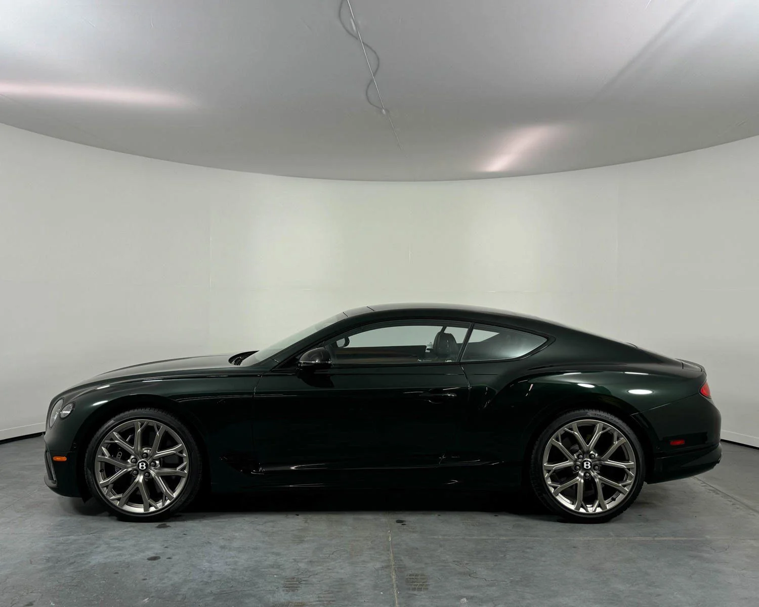 Used 2024 Green Bentley V8 S image 11