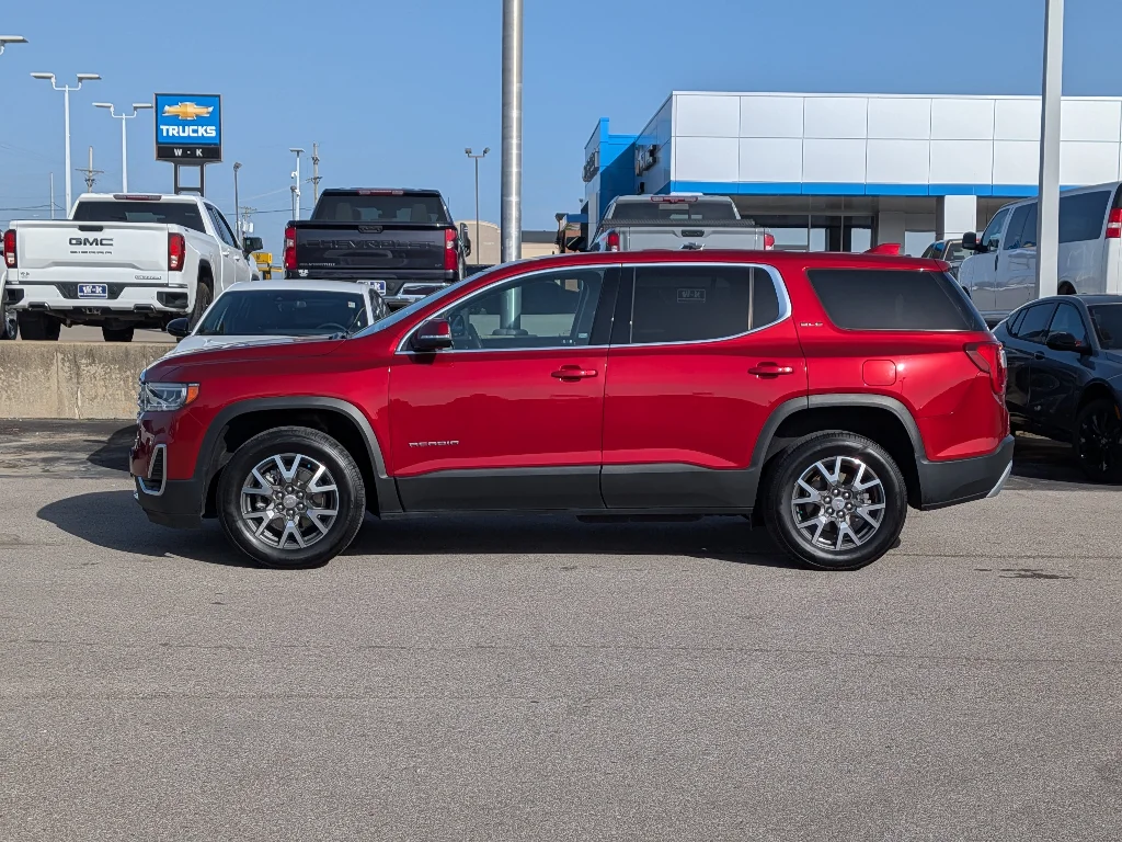 Used 2021 Cayenne Red Tintcoat GMC SLE image 7