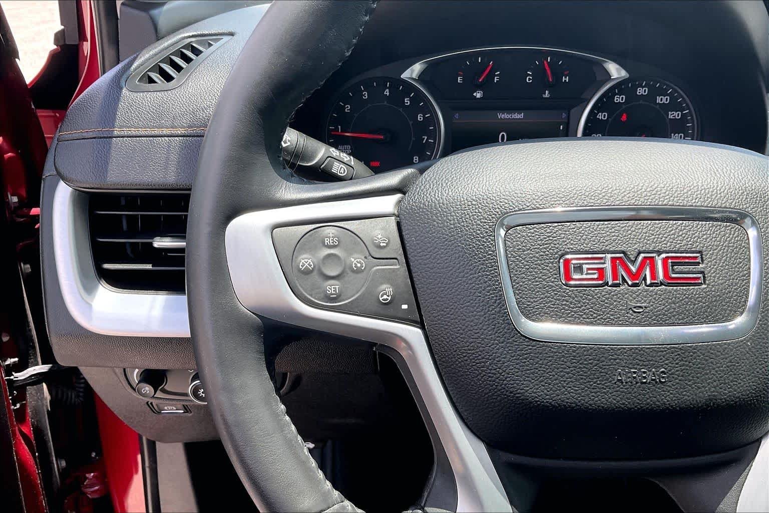 Used 2020 Red Quartz Tintcoat GMC SLT image 23