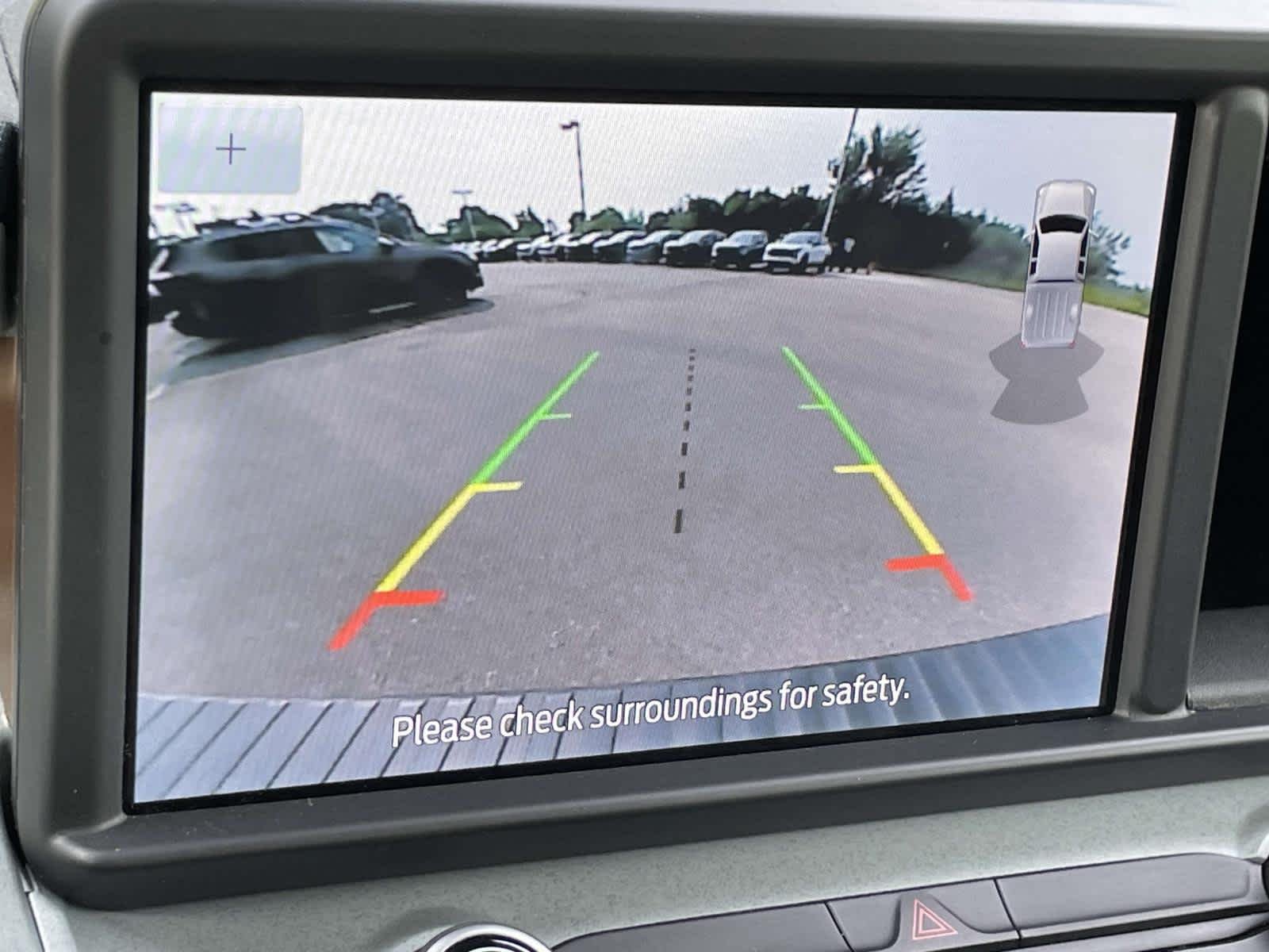 Used 2022 Cactus Gray Ford Lariat image 30