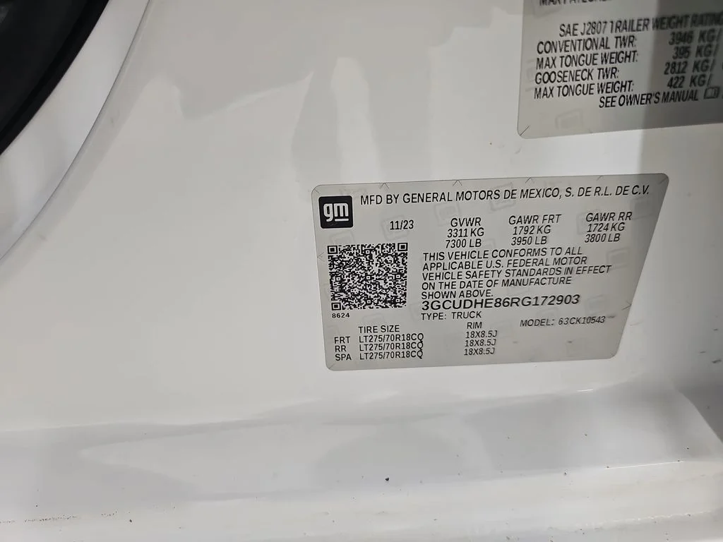 Certified Used 2024 White Chevrolet ZR2 image 41