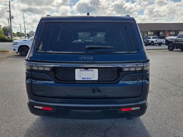 New 2026 Fathom Blue Pearlcoat Jeep  image 11