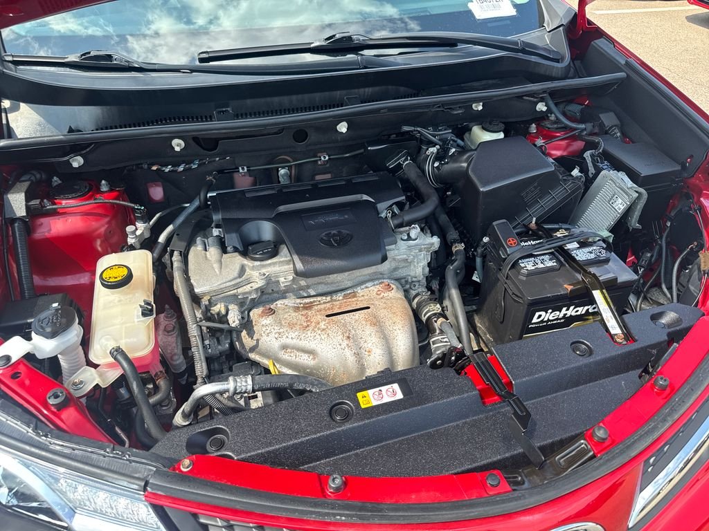 Used 2014 Red Toyota Limited image 46