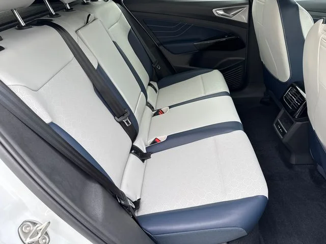 New 2026 Opal White Pearl Volkswagen Pro S image 25