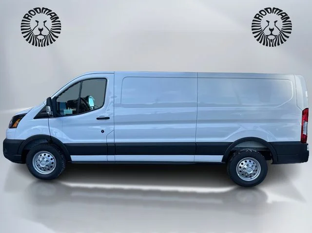 New 2025 Oxford White Ford Cargo Van image 37