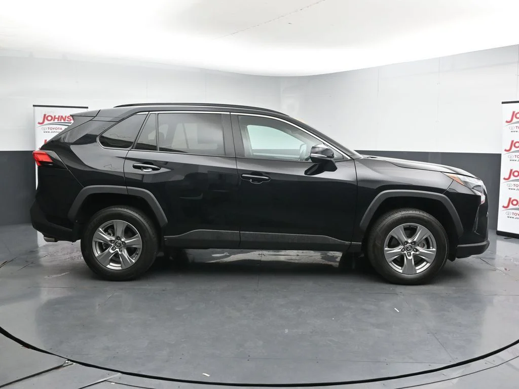 Used 2024 Black Toyota XLE image 9