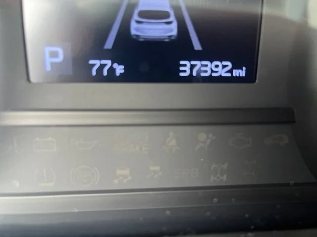 Certified Used 2022 Snow White Pearl Kia EX image 18