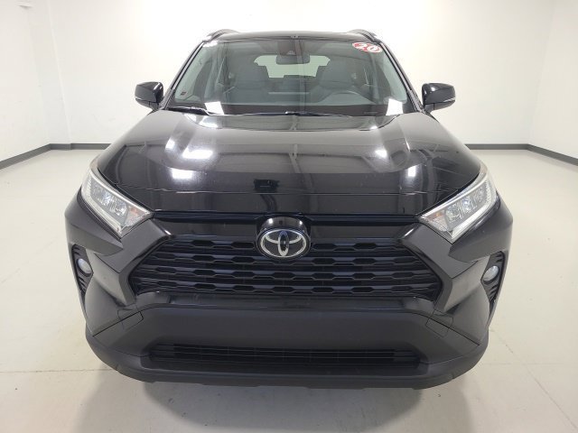 Used 2020 Midnight Black Metallic Toyota XLE Premium image 2