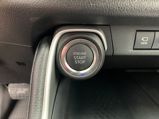 Used 2026  Toyota Platinum image 27