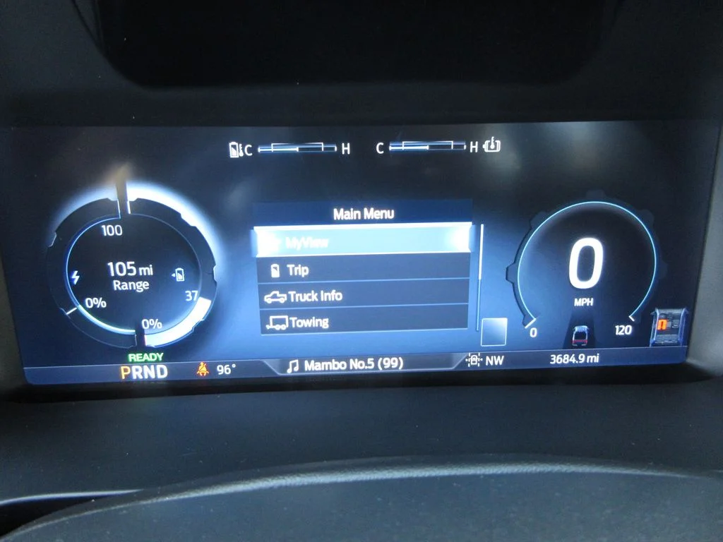 Certified Used 2024 Oxford White Ford Flash image 17