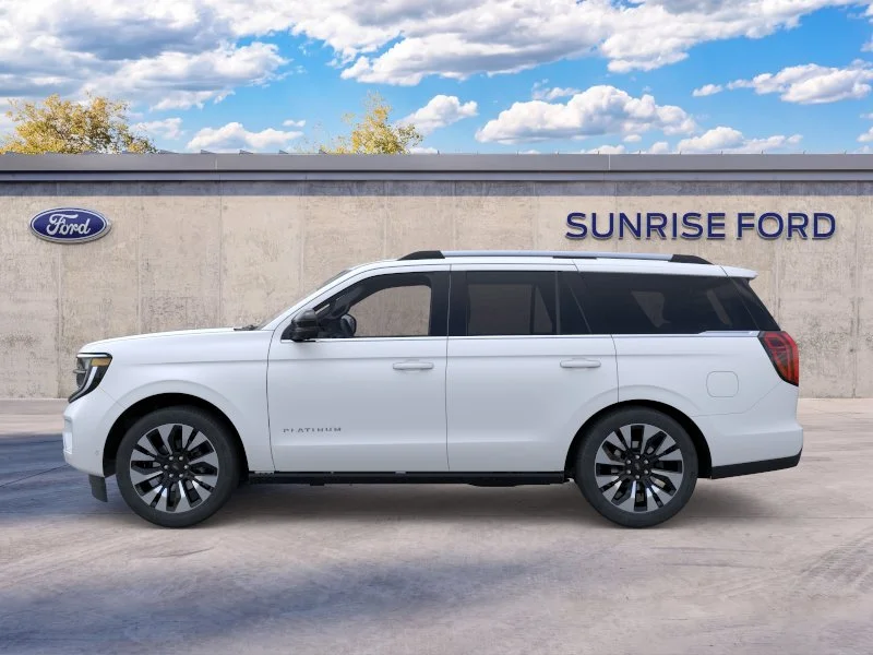 New 2026 Star White Metallic Tri-Coat Ford Platinum® image 3