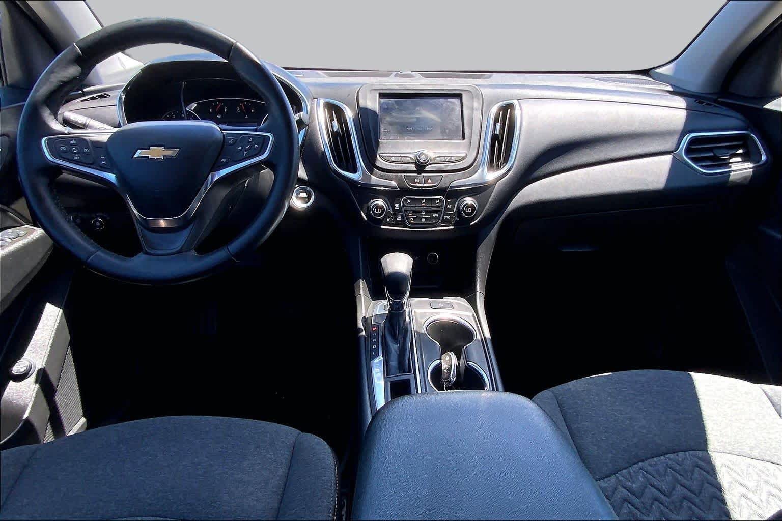 Used 2024 Lakeshore Blue Metallic Chevrolet LT image 15