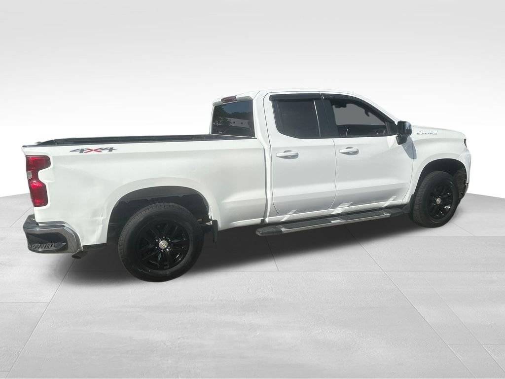 Used 2020 White Chevrolet LT image 26