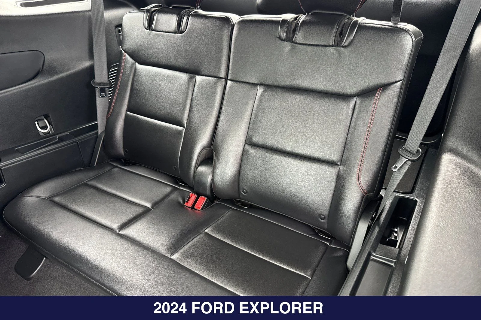 Certified Used 2024 Carbonized Gray Metallic Ford ST-Line image 17