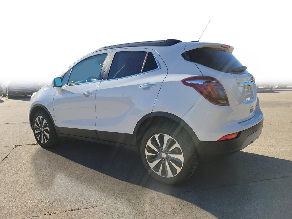 Used 2022 (Includes (MDP) Anthracite lower exterior accent color, Paint code W598F.) Buick Preferred image 3