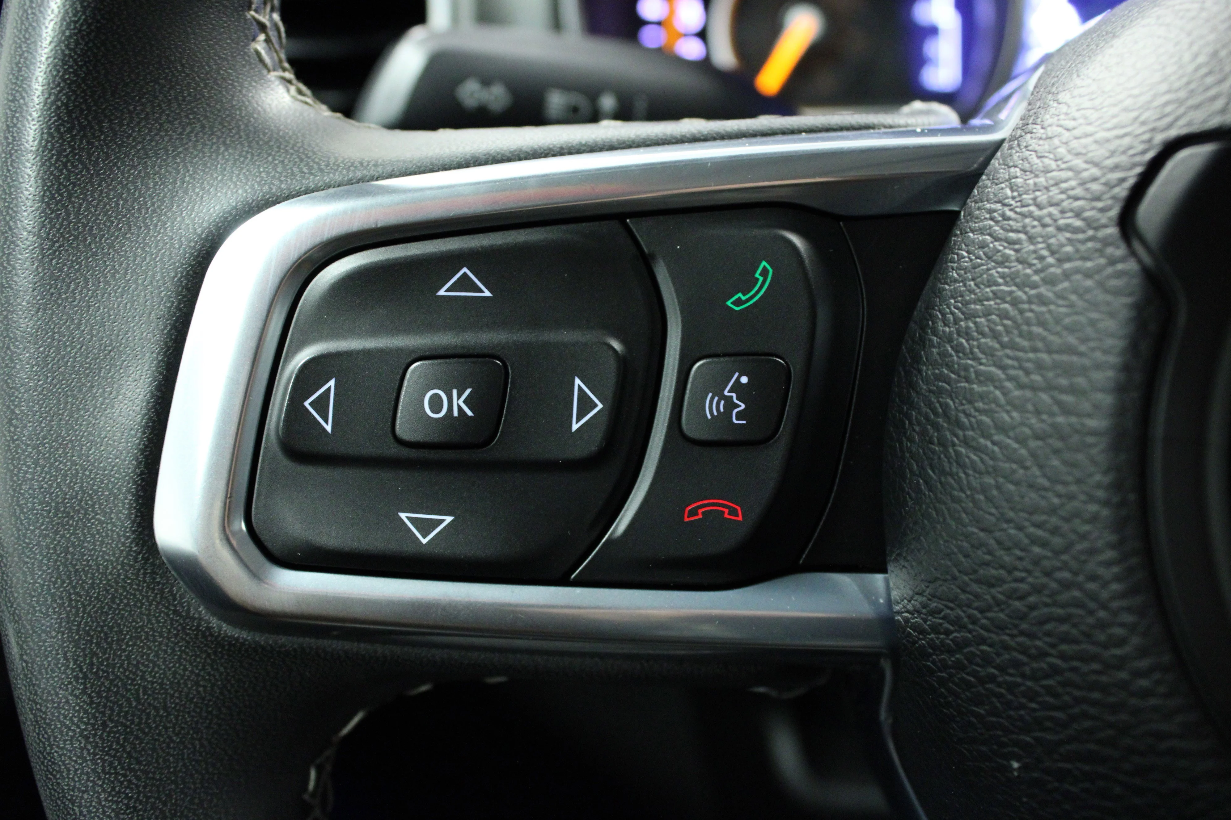 Used 2023 Hydro Blue Pearlcoat Jeep Sahara image 20