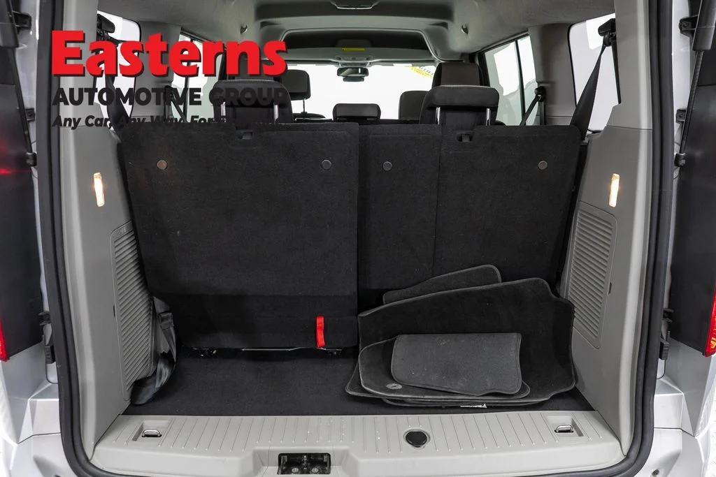 Used 2022 Silver Ford XLT image 9