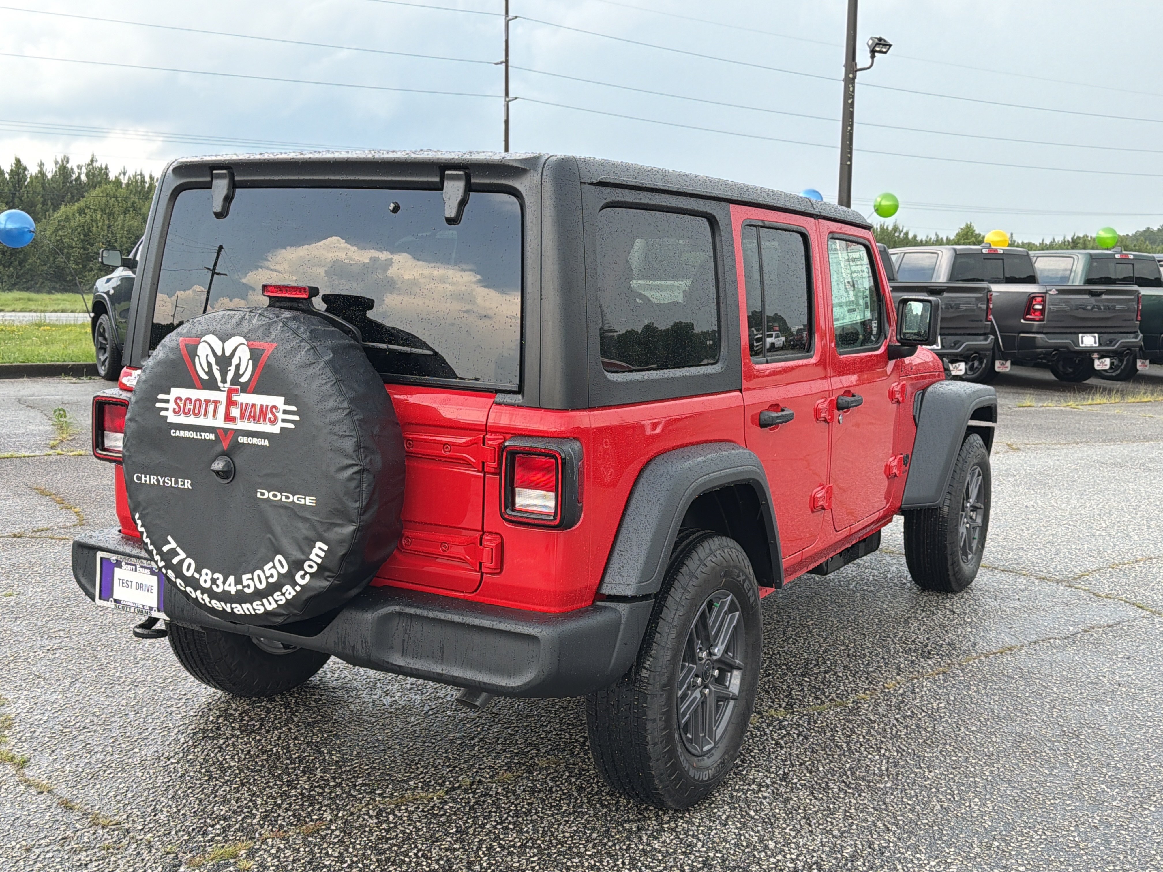 New 2026 Firecracker Red Clear-Coat Exterior Paint Jeep Sport S image 8