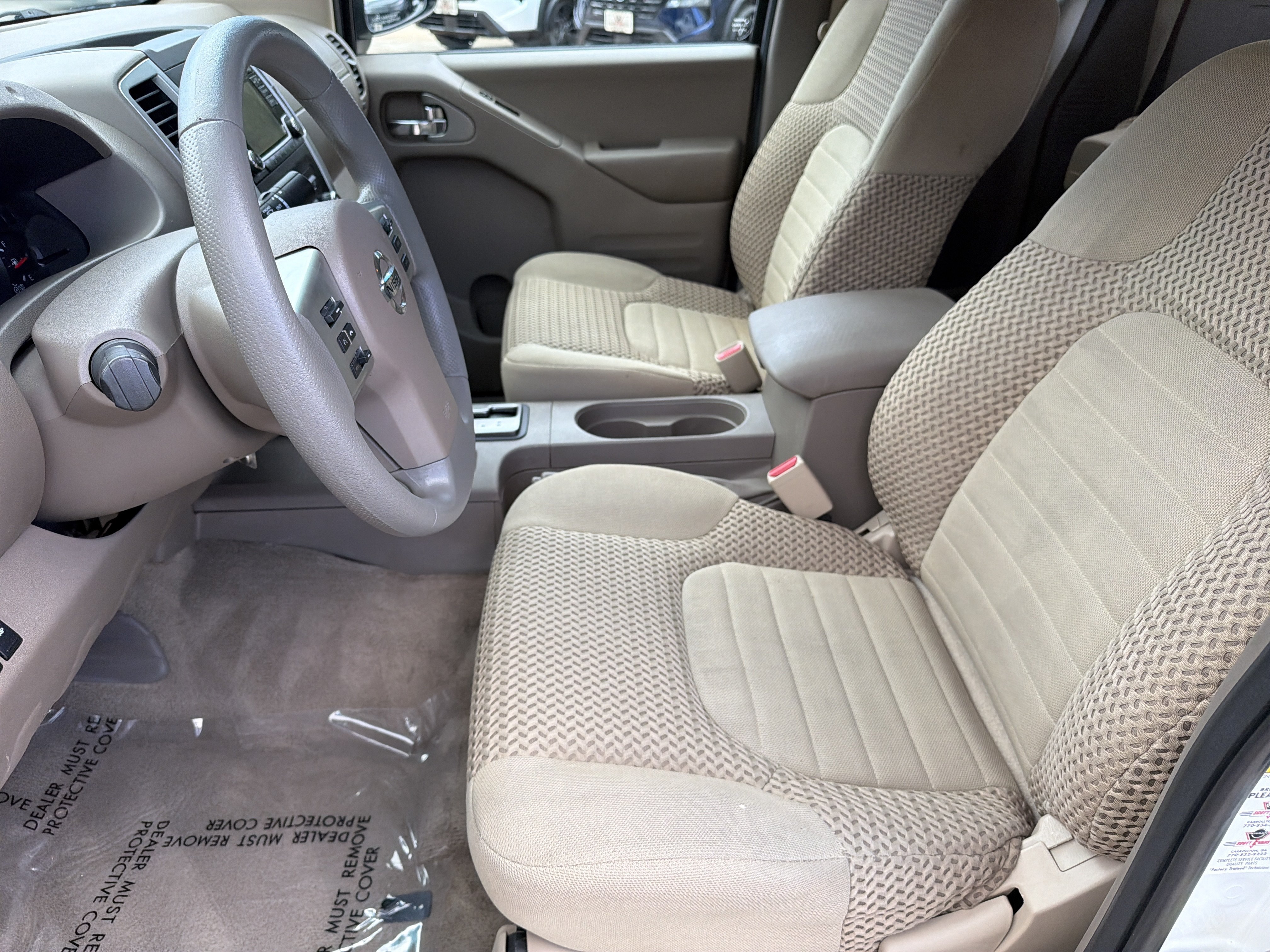 Used 2017 Glacier White Nissan SV image 10