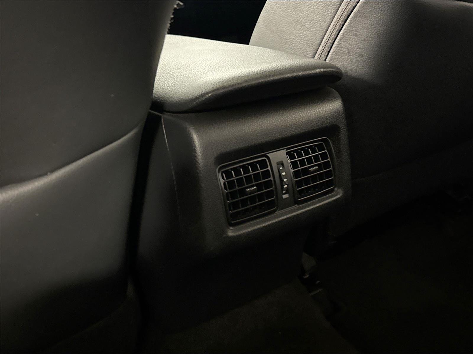 Used 2018 Galactic Aqua Mica Toyota SE image 33