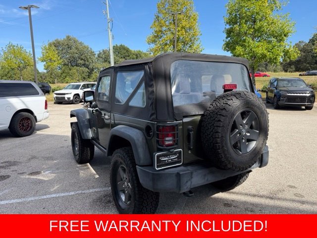 Used 2015 Green Jeep Rubicon image 4