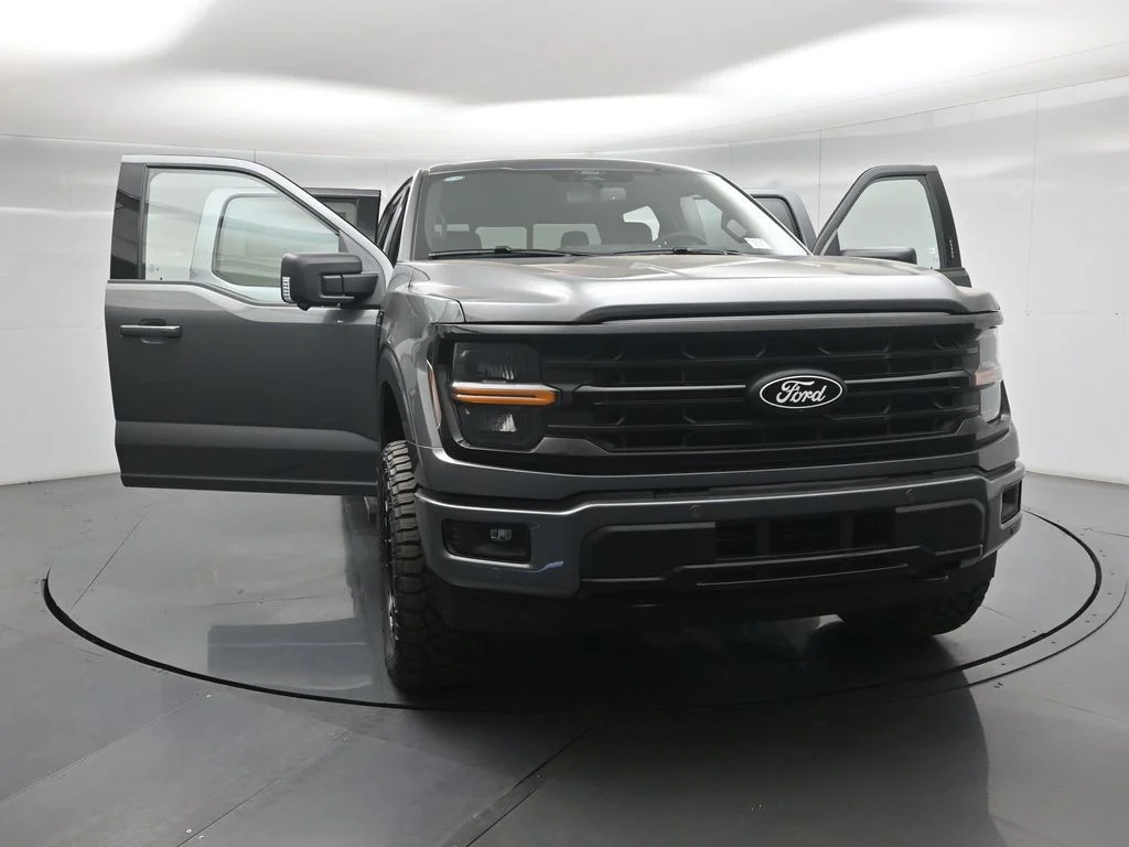 New 2026 Carbonized Gray Metallic Ford XLT image 31