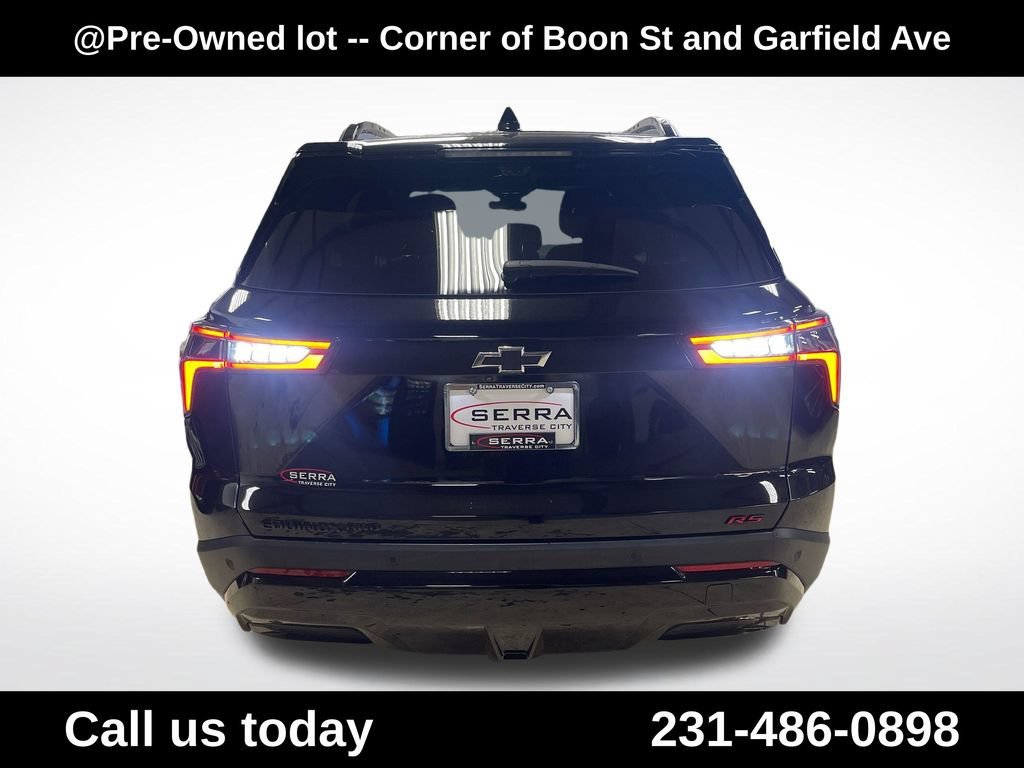 Used 2025 Mosaic Black Metallic Chevrolet RS image 7
