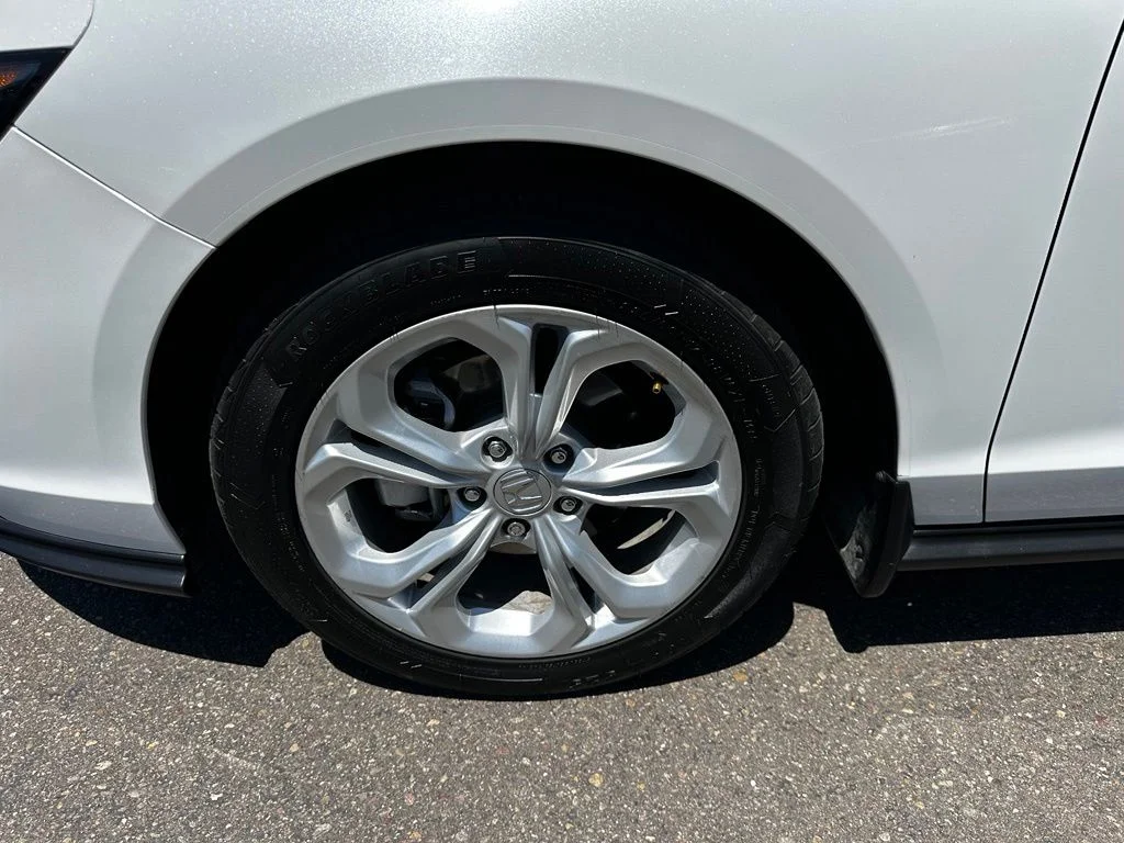 Used 2024  Honda LX image 10