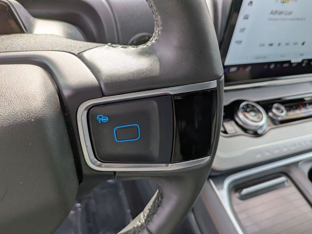 Used 2025 Silver Metallic Ford Active image 18