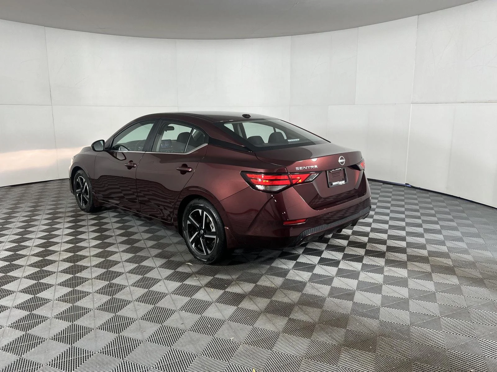 Used 2024 Rosewood Metallic Nissan SV image 6