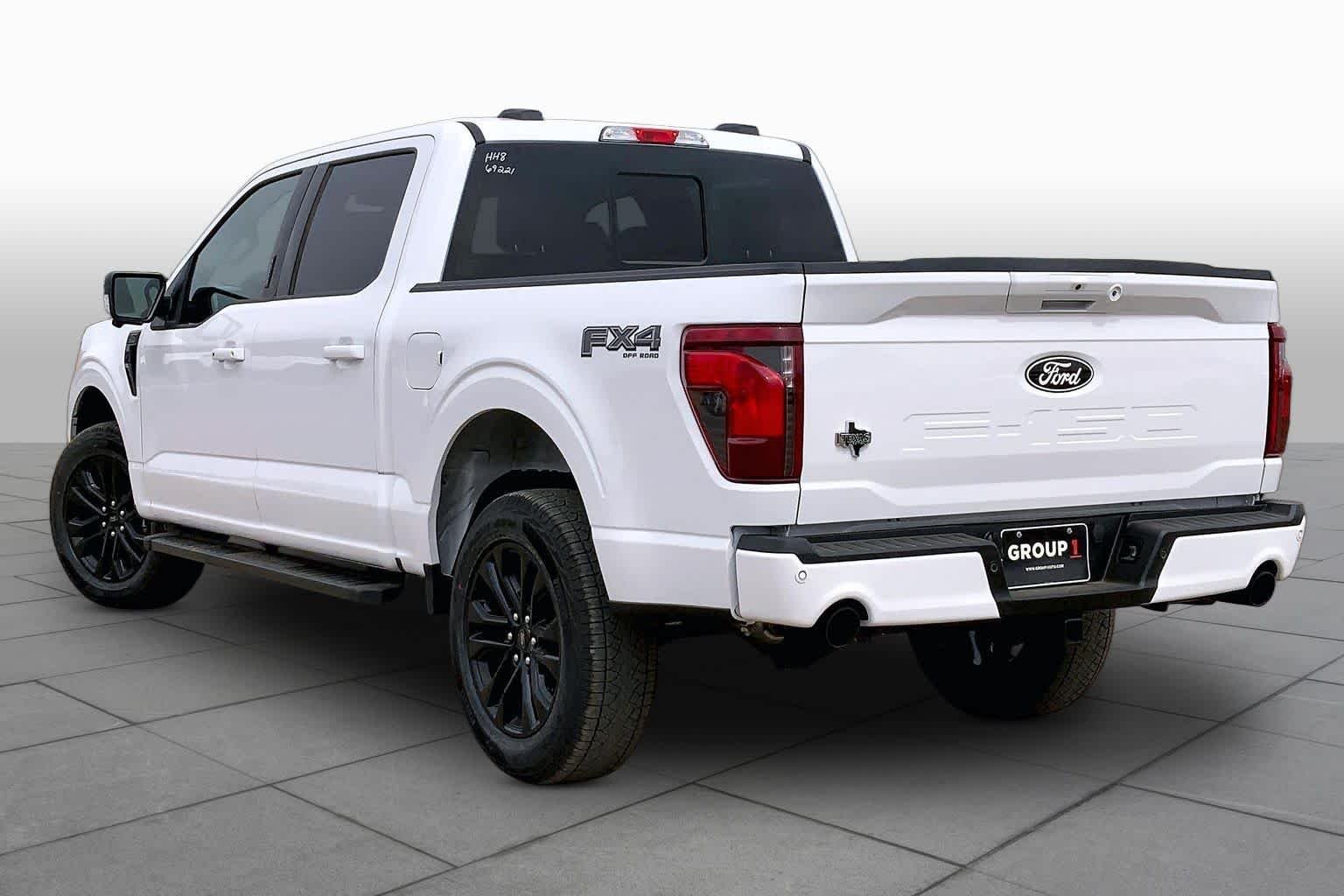 New 2026 Oxford White Ford XLT image 12