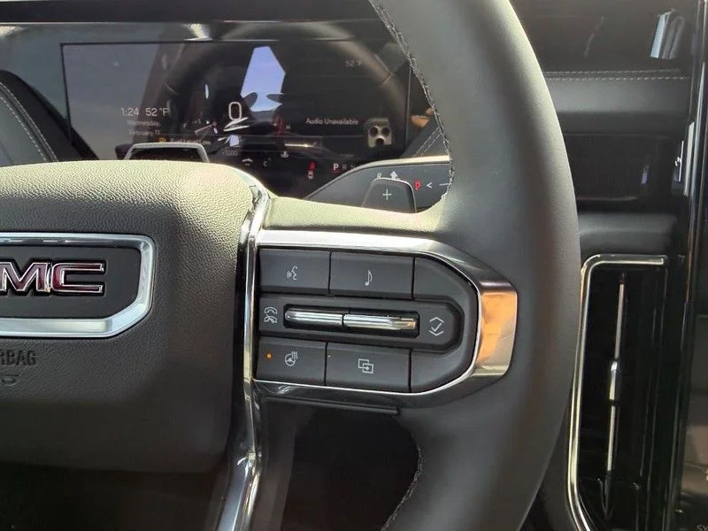 New 2026 White GMC Elevation image 19