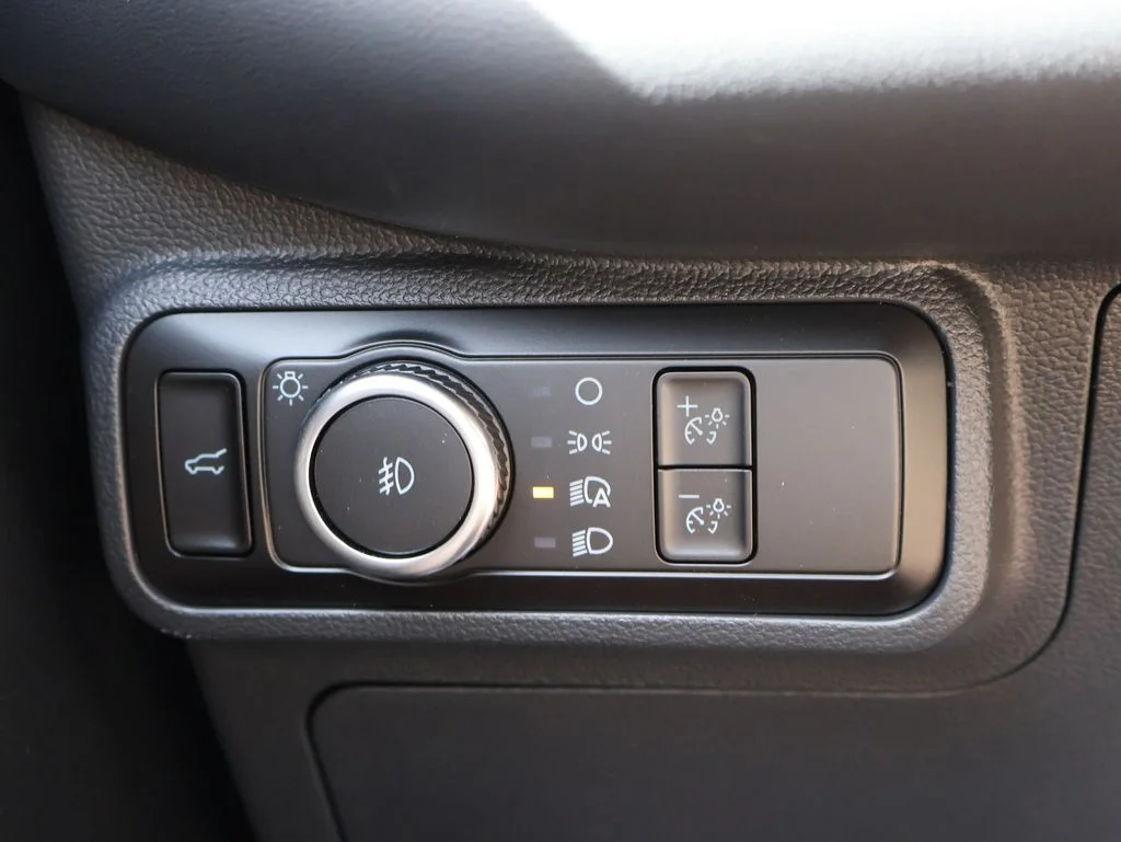 New 2026 Agate Black Metallic Ford ST-Line image 33