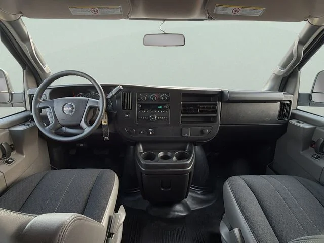 Used 2025 White GMC Work Van image 27