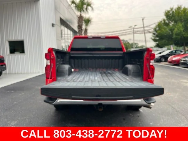Used 2019 Red Chevrolet LT image 32