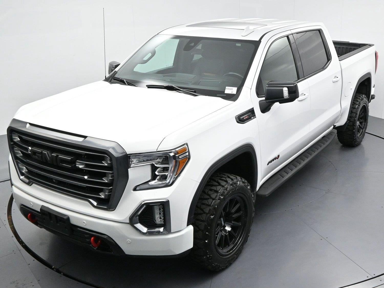 Used 2021 Summit White GMC AT4 image 40