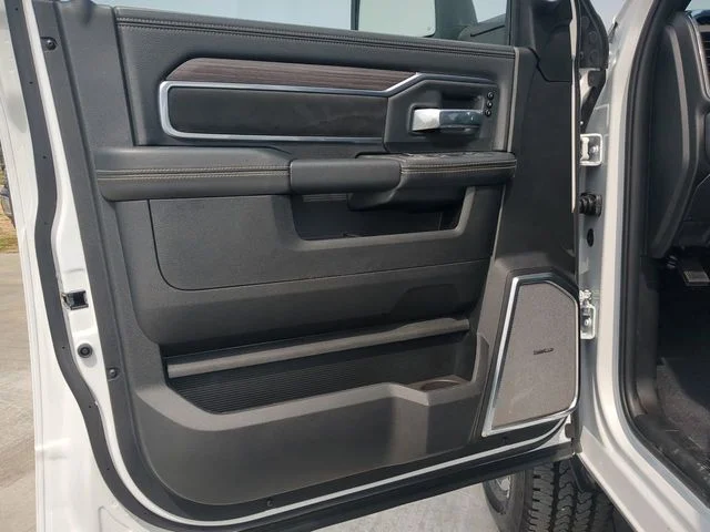 New 2025 Bright White Clear-Coat Exterior Paint RAM Laramie image 28