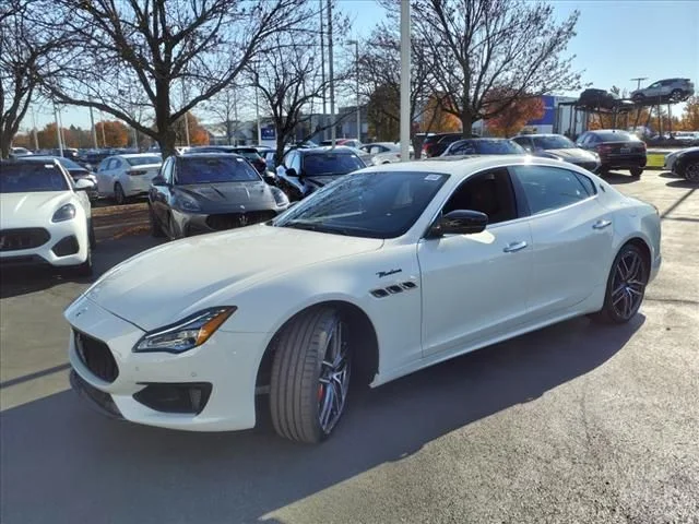 Used 2024 White Maserati Modena image 7