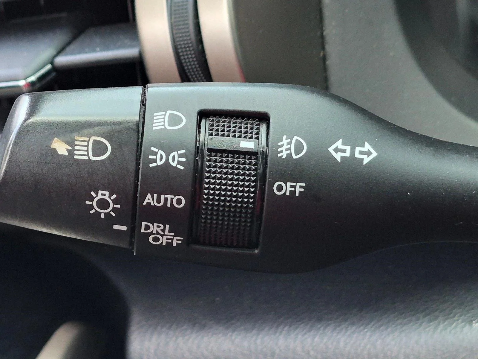 Used 2015 Starfire Pearl Lexus  image 10