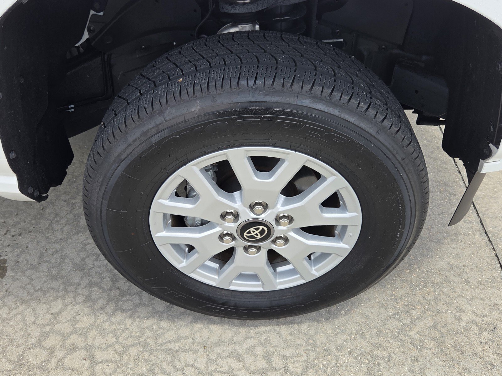Used 2025 Ice Cap Toyota SR5 image 11
