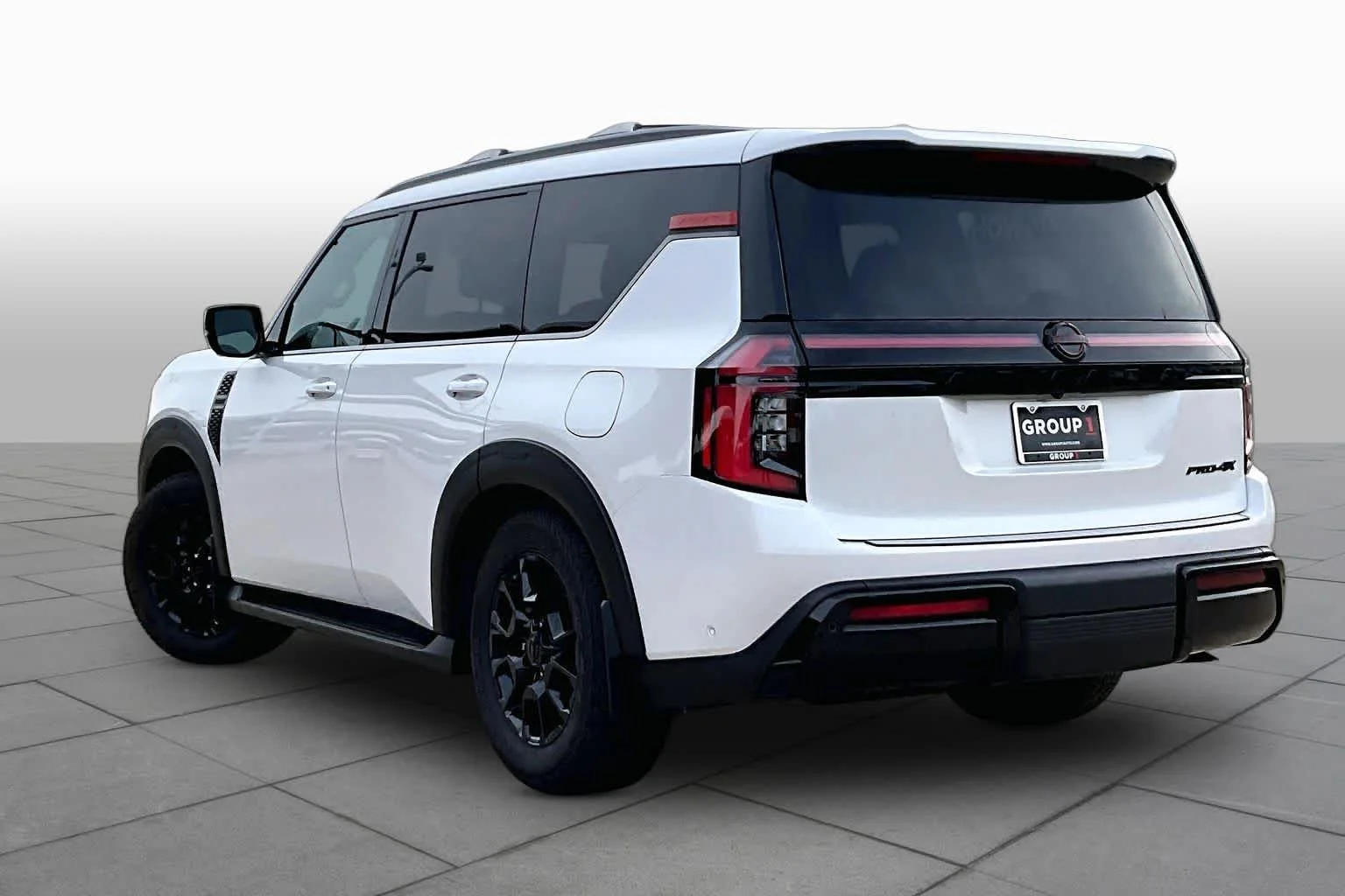 2026 Nissan Armada PRO-4X - Photo 11
