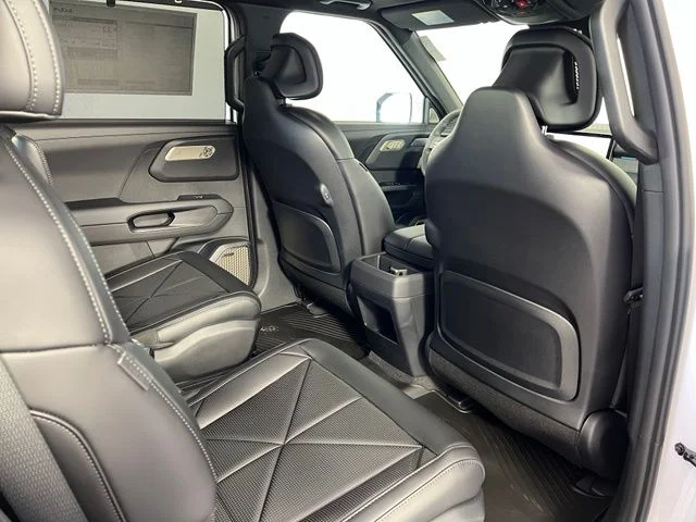 New 2027 White Kia SX image 53