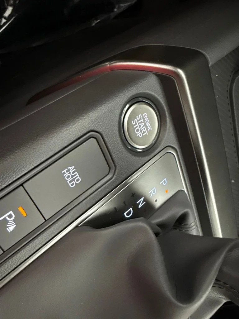 New 2027 Iceberg Green Kia S image 23