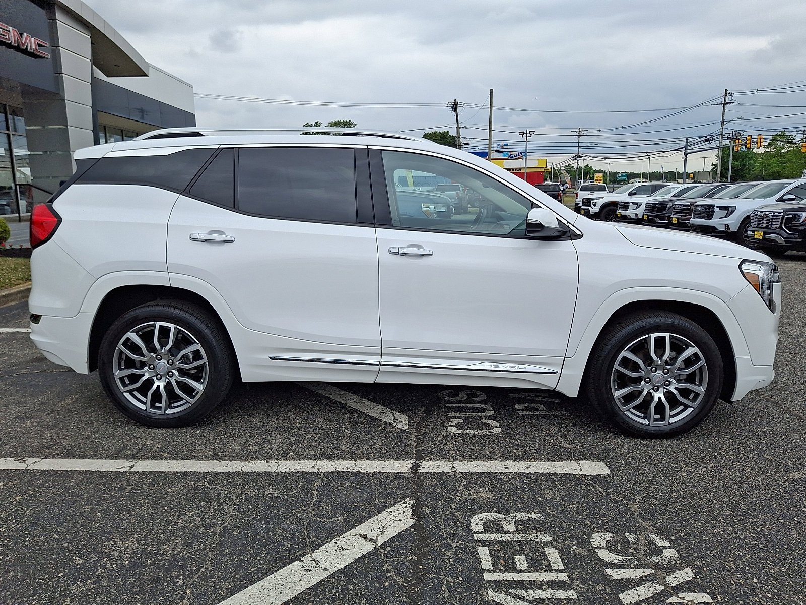 2023 GMC Terrain Denali - Photo 12
